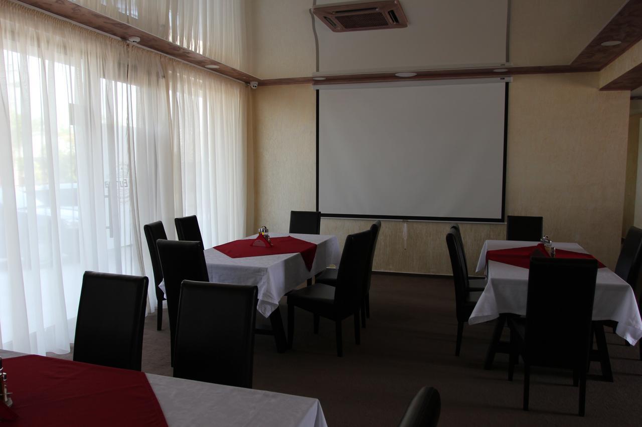 Motel Vila Europa à Olteniţa Extérieur photo